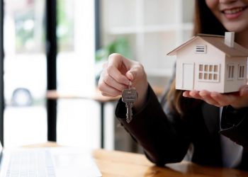 Türkiye’de Geçen Ay 208 binin Üzerinde Gayrimenkul Satışı Yapıldı